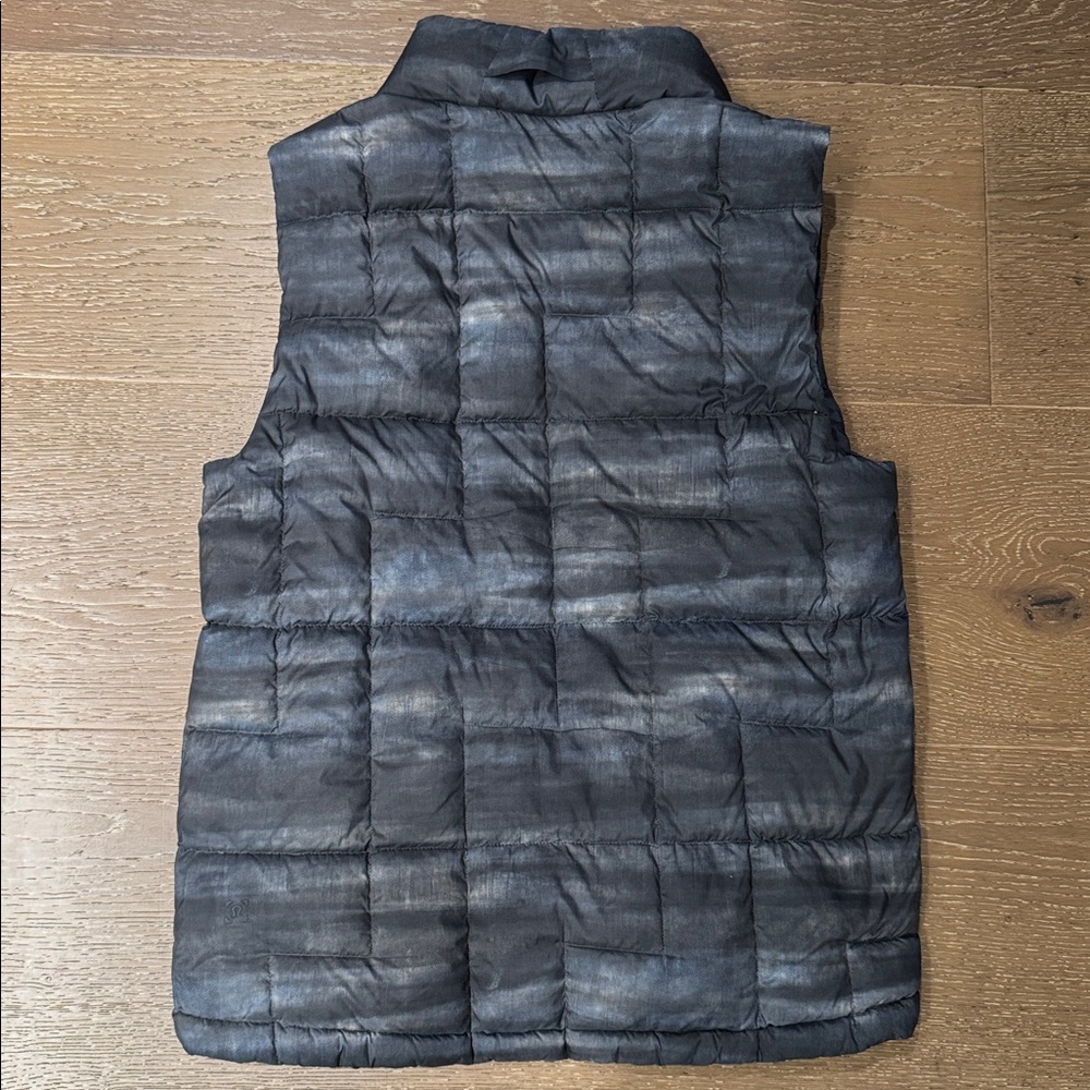 Lululemon Pack It Down Vest Black Gray Print Size S Lightweight Puffer - Picture 4 of 7